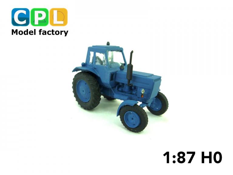 Traktor Belaruss MTS-80 kleine Kabine blau Bj 1978